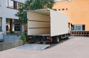 tailgate lorry
